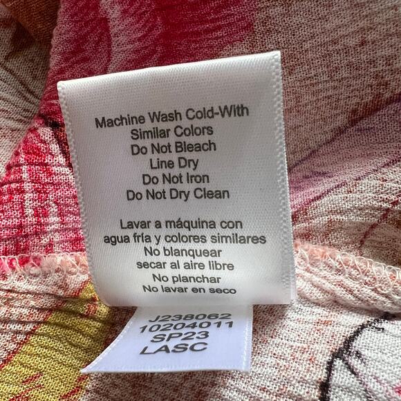 Floral Maxi Dress in Red and Pink - Picture 10 of 14